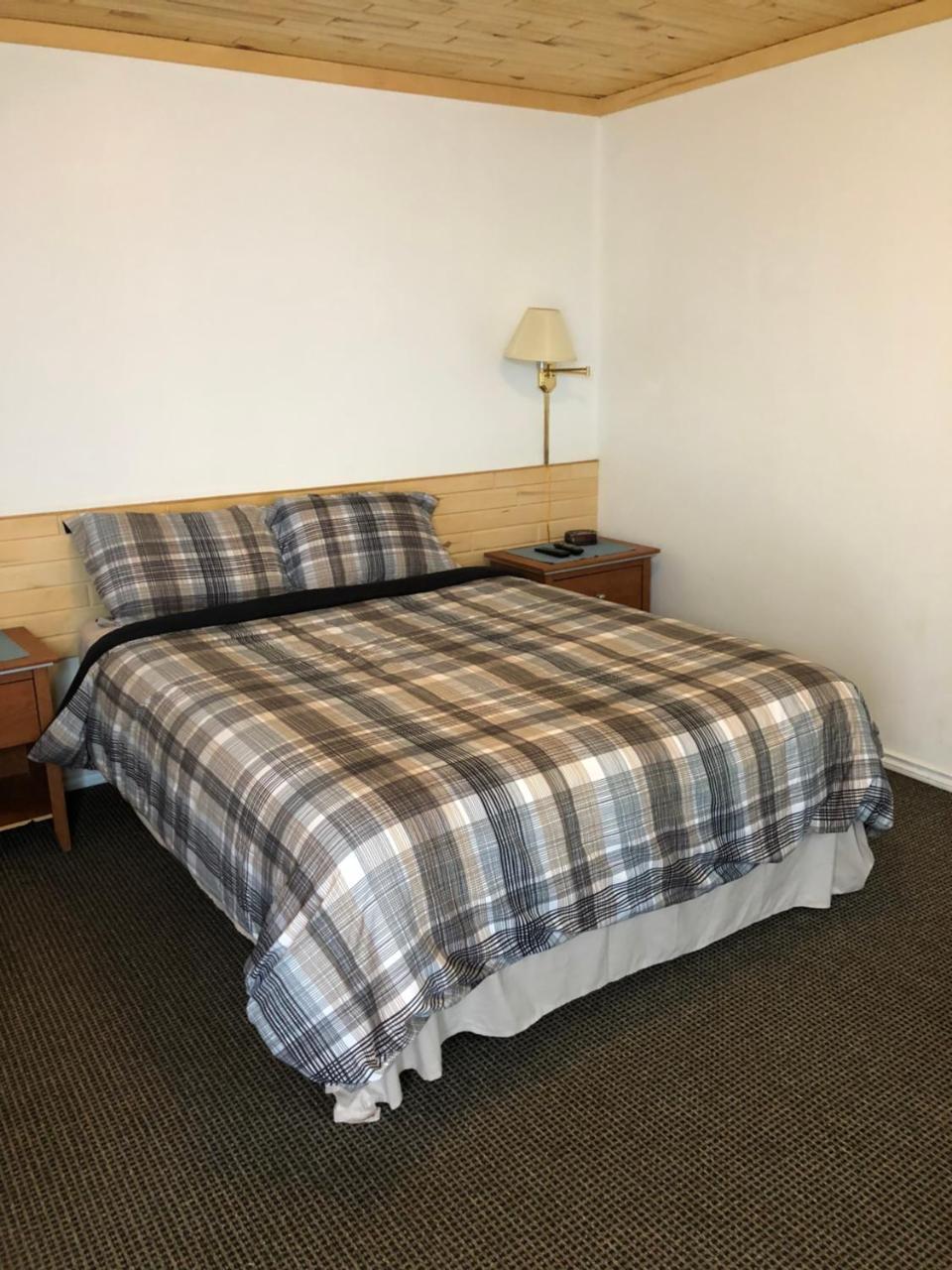 Alpine Motel 로키마운틴 하우스 외부 사진